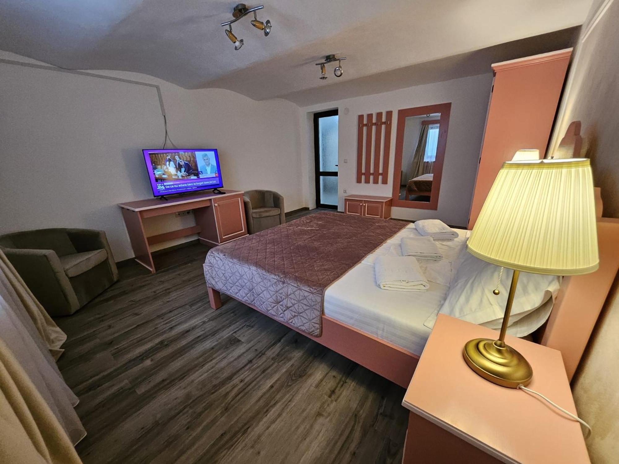 Casa Raduly - Apartament Demisol Sibiu Ngoại thất bức ảnh